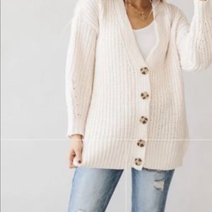 Oversized Button Down Soft & Comfy  Cardigan Great Layering Piece Size:XL